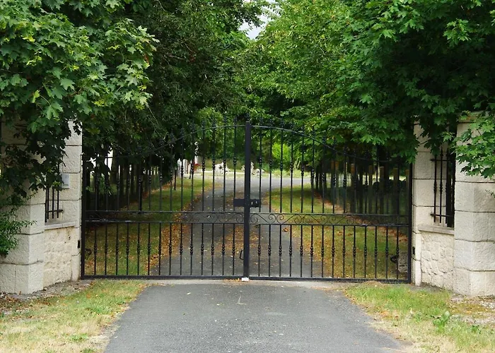 Fontoursine Longere Xviii Monsaguel